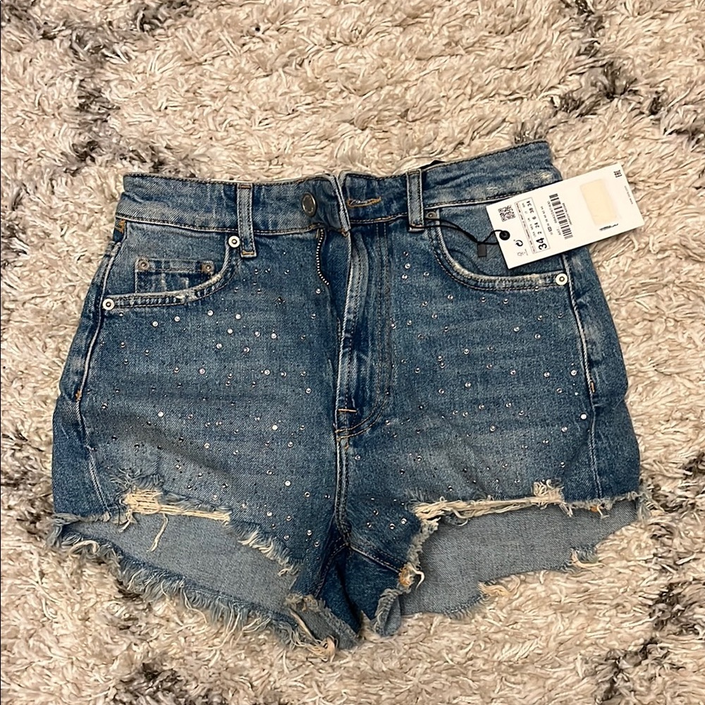 Zara  embellished denim cut off shorts. US size 2. New with tags.
